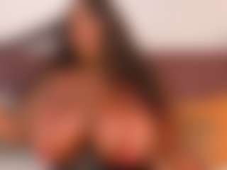 Live cam show with CheneellLorens - Ebony on Camsoda | colombia