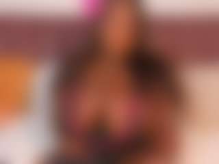CheneellLorens's Live Sex Cam Show