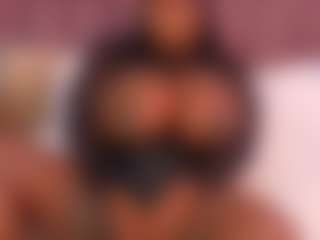 CheneellLorens's Live Sex Cam Show