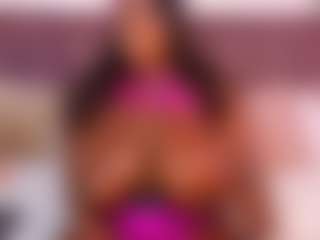 CheneellLorens's Live Sex Cam Show