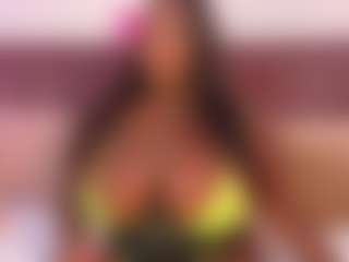 CheneellLorens's Live Sex Cam Show