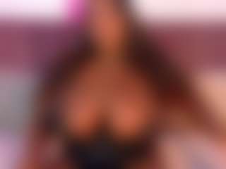 CheneellLorens's Live Sex Cam Show