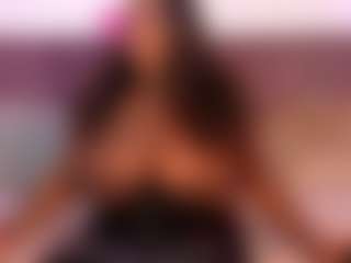 CheneellLorens's Live Sex Cam Show