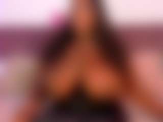 CheneellLorens's Live Sex Cam Show