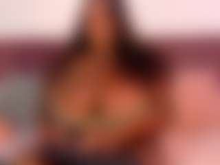 CheneellLorens's Live Sex Cam Show