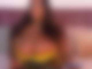 Live cam show with CheneellLorens - Ebony on justonemore.cc | colombia