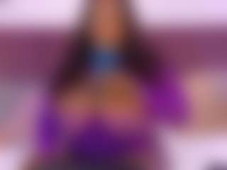 CheneellLorens's Live Sex Cam Show