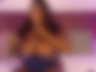 CheneellLorens's Live Sex Cam Show
