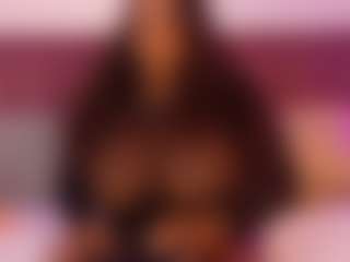 Live cam show with CheneellLorens - Strip Black on Soda Cam | colombia
