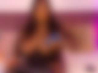 Live cam show with CheneellLorens - Spank on CamwithHer