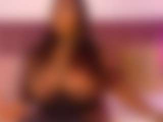 CheneellLorens's Live Sex Cam Show
