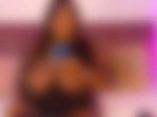 CheneellLorens's Live Sex Cam Show
