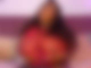 Live cam show with CheneellLorens - Spank Black on nudelive.tv