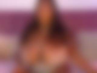 CheneellLorens's Live Sex Cam Show