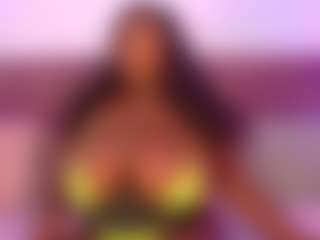 CheneellLorens's Live Sex Cam Show