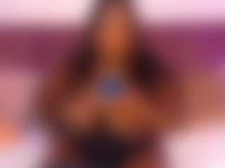 CheneellLorens's Live Sex Cam Show
