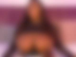 CheneellLorens's Live Sex Cam Show