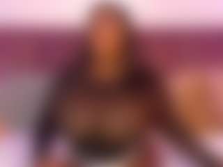 CheneellLorens's Live Sex Cam Show