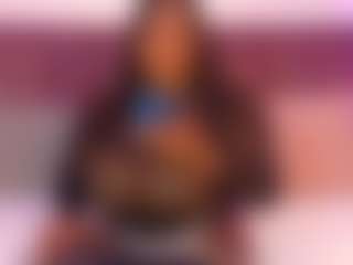 Live cam show with CheneellLorens - Anal on 1on1-livenow