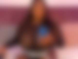 Live cam show with CheneellLorens - Full Nudity on parknlotfishbdy