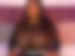 Live cam show with CheneellLorens - Full Nudity on Camversity