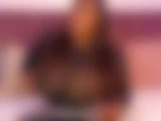 Live cam show with CheneellLorens - Full Nudity on Lustler
