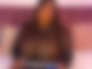 Live cam show with CheneellLorens - Tittyfuck on x69.live