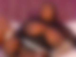 CheneellLorens's Live Sex Cam Show