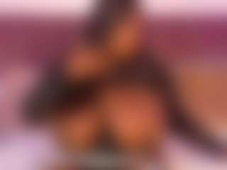 CheneellLorens's Live Sex Cam Show