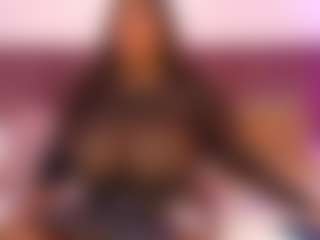 Live cam show with CheneellLorens - Asshole Black on Big Tits