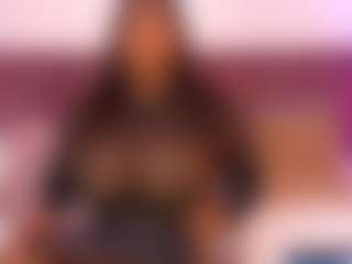 Live cam show with CheneellLorens - Bedroom Toys on Big Tits