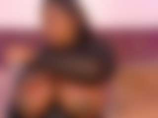 CheneellLorens's Live Sex Cam Show