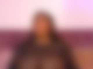 Live cam show with CheneellLorens - Spank Black on Porn Luv