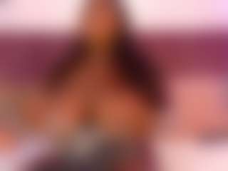 CheneellLorens's Live Sex Cam Show