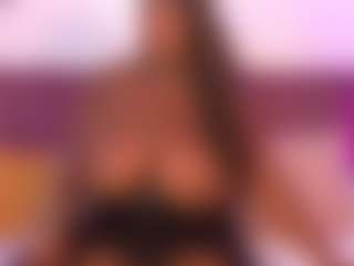 CheneellLorens's Live Sex Cam Show