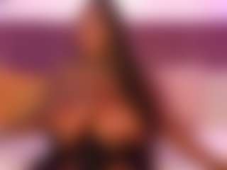 CheneellLorens's Live Sex Cam Show