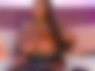 CheneellLorens's Live Sex Cam Show