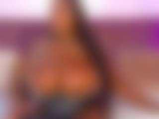 CheneellLorens's Live Sex Cam Show