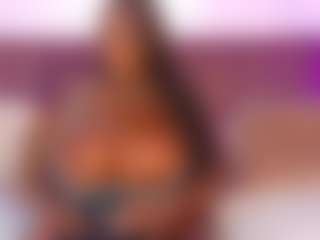 CheneellLorens's Live Sex Cam Show