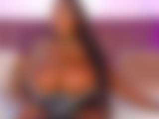 CheneellLorens's Live Sex Cam Show