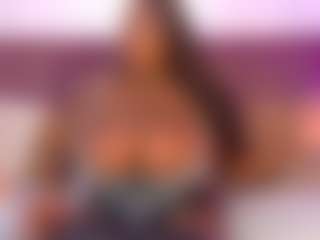 CheneellLorens's Live Sex Cam Show
