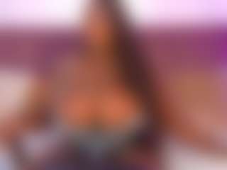 CheneellLorens's Live Sex Cam Show