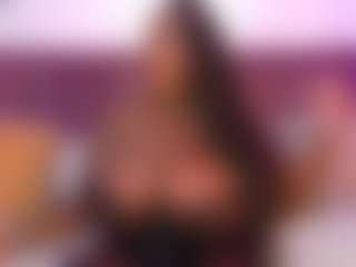 CheneellLorens's Live Sex Cam Show