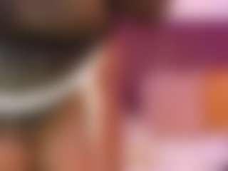 Live cam show with CheneellLorens - Bedroom on CamwithHer