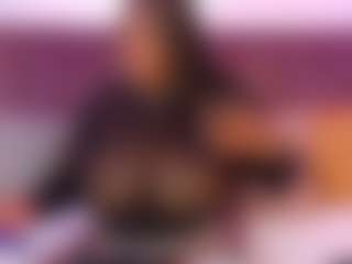 Live cam show with CheneellLorens - Bedroom Black on CamwithHer
