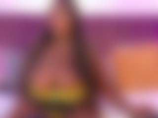CheneellLorens's Live Sex Cam Show