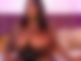 CheneellLorens's Live Sex Cam Show