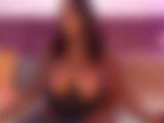 CheneellLorens's Live Sex Cam Show