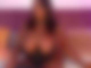 CheneellLorens's Live Sex Cam Show