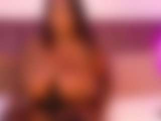 CheneellLorens's Live Sex Cam Show